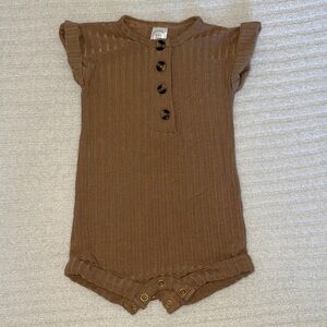 Like new - Lou Lou & Co. Brown Ribbed Baby Romper